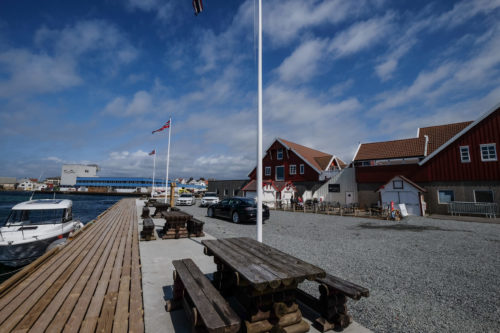 Spisested og bar til leie i Åkrehamn nær sjøkanten